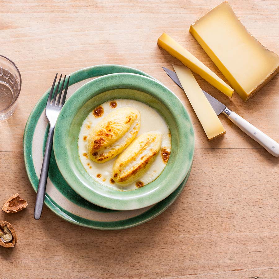 quenelles moulées cuillère beaufort sauce Suprême 